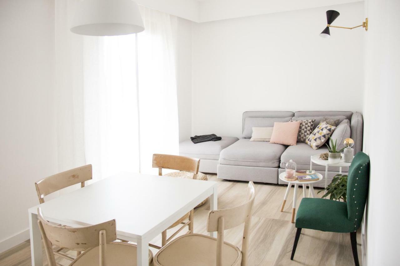 Apartment 14 10 *